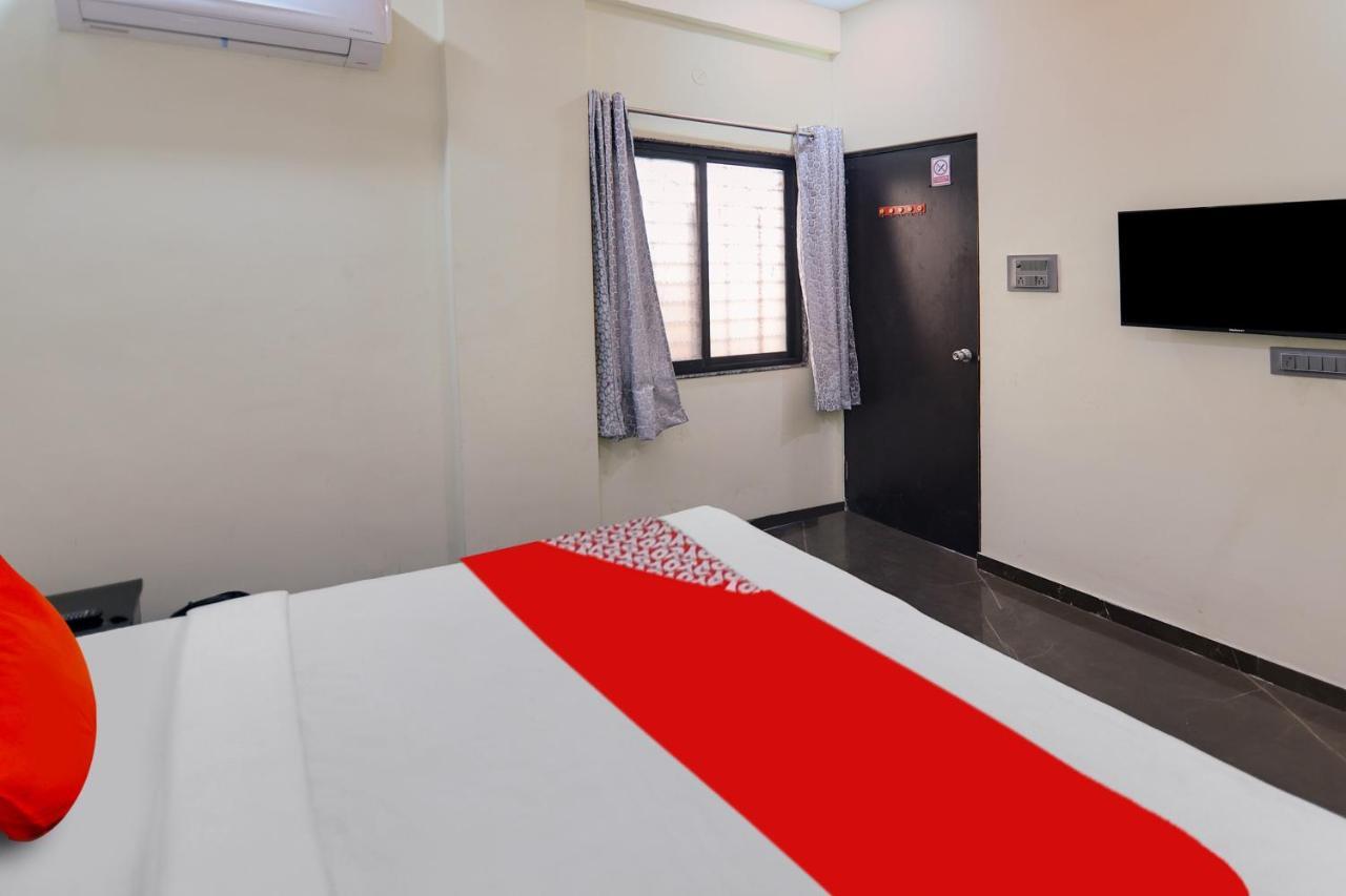 Oyo Hotel Blackgold Chandrapur Екстер'єр фото