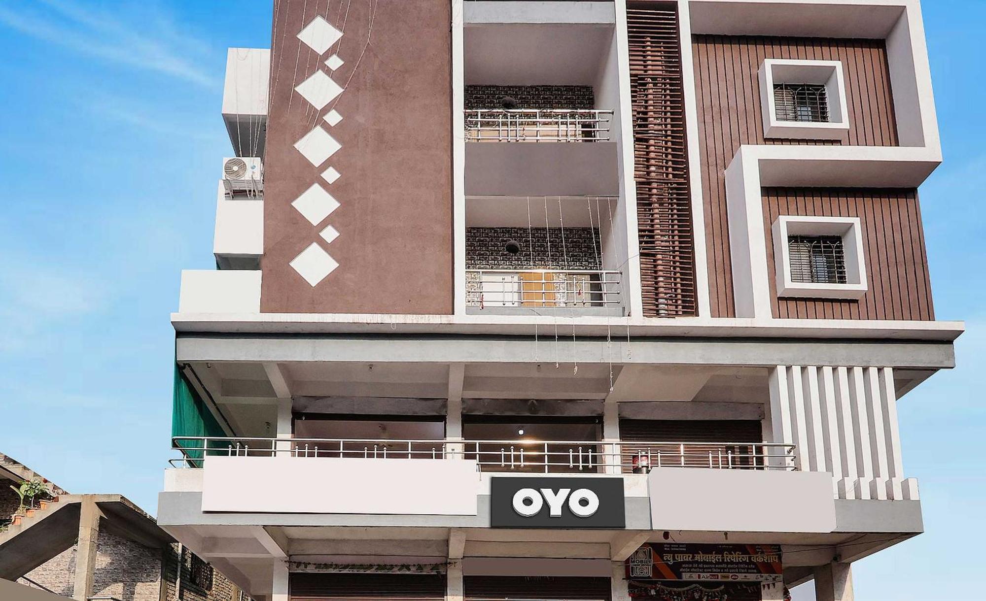 Oyo Hotel Blackgold Chandrapur Екстер'єр фото